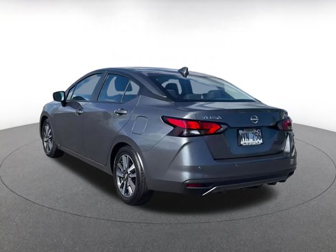 Used 2023 Nissan Versa SV image 11