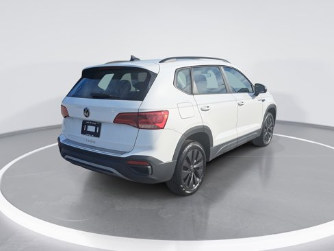 Certified 2022 Volkswagen Taos S w/ IQ Drive S Package image 3