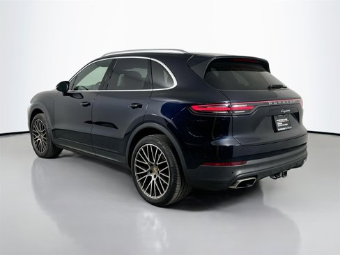 Certified 2023 Porsche Cayenne image 3