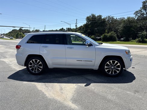 Used 2018 Jeep Grand Cherokee Overland image 6