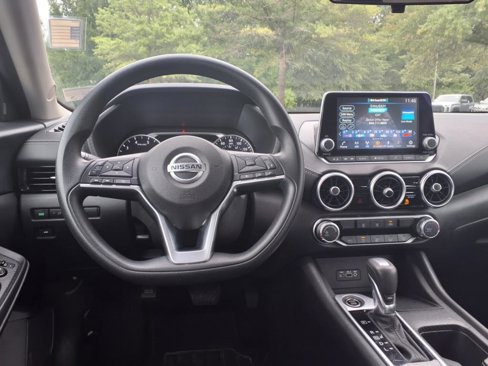 Used 2023 Nissan Sentra SV image 14