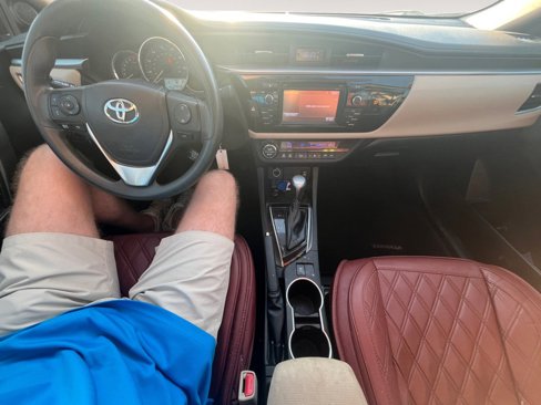 Used 2015 Toyota Corolla L image 10