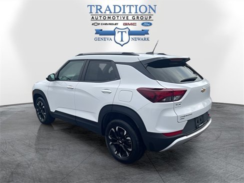 Used 2023 Chevrolet TrailBlazer LT w/ Convenience Package image 3