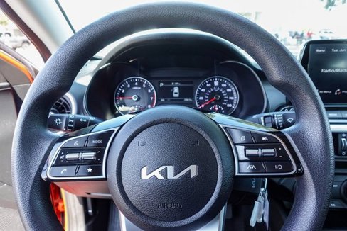 Used 2023 Kia Forte LXS image 13