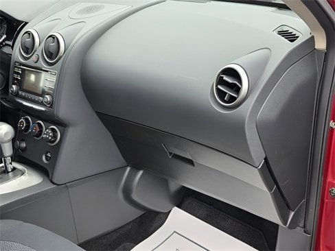Used 2013 Nissan Rogue S w/ Special Edition Pkg image 38