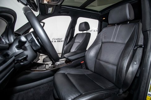 Used 2017 BMW X3 xDrive28i image 13