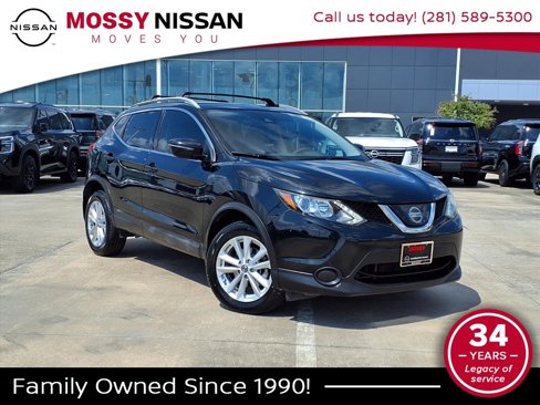 Used 2019 Nissan Rogue Sport SV image 1