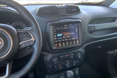 Used 2022 Jeep Renegade Latitude w/ Convenience Group image 6