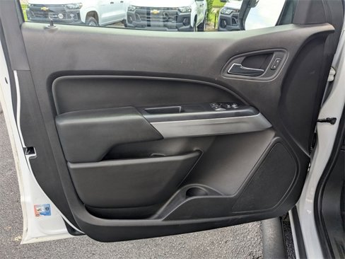 Used 2017 Chevrolet Colorado LT image 11