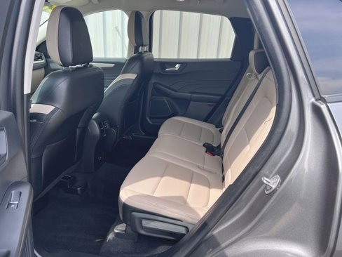 Used 2022 Ford Escape SEL image 13