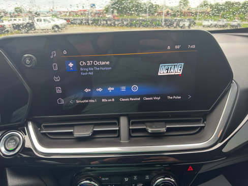 Used 2024 Chevrolet Trax ACTIV w/ Sunroof Package image 20