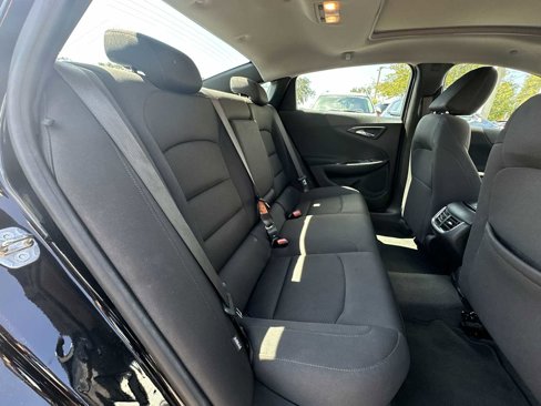 Used 2023 Chevrolet Malibu LT image 18