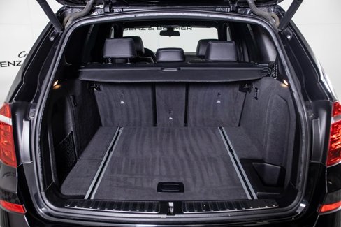 Used 2017 BMW X3 xDrive28i image 9