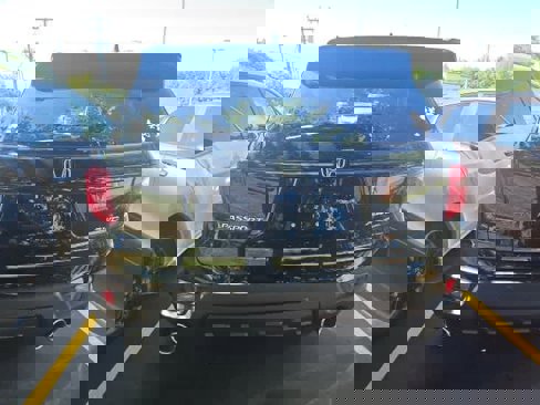 Certified 2025 Honda Passport EX-L image 4