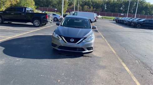 Used 2019 Nissan Sentra SV image 3