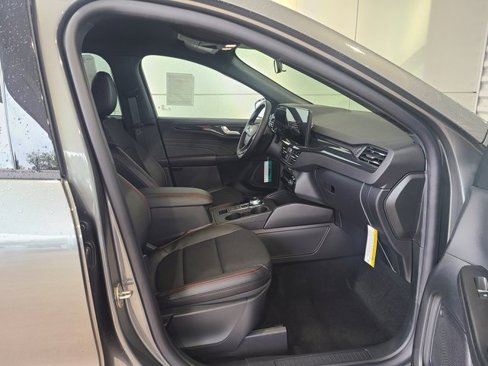 New 2025 Ford Escape ST-Line w/ Equipment Group 301A image 6