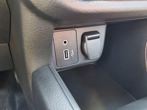 New 2025 Nissan Versa S w/ Trunk Package image 28