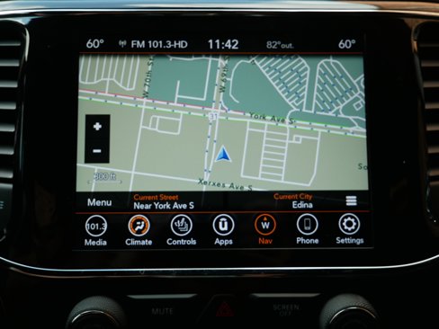 Used 2021 Jeep Grand Cherokee Laredo X image 17