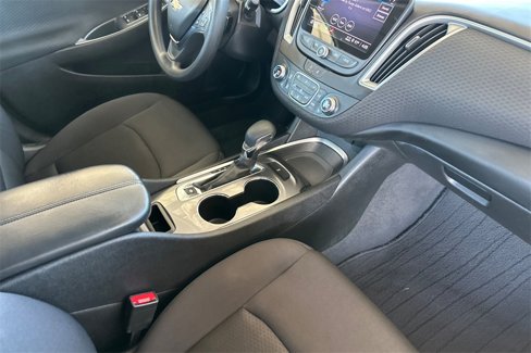 Used 2023 Chevrolet Malibu LT image 22
