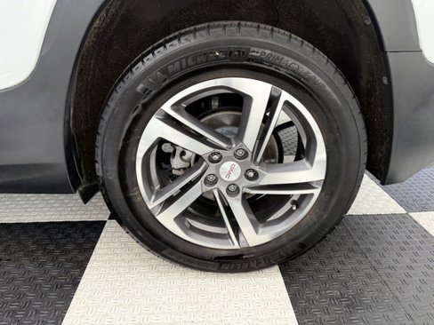 Used 2021 GMC Terrain SLT image 11