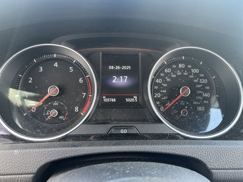 Used 2021 Volkswagen GTI SE image 25