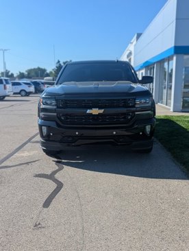 Used 2017 Chevrolet Silverado 1500 LTZ w/ Sport Package image 2
