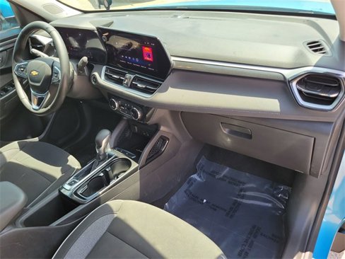 Certified 2025 Chevrolet TrailBlazer LT w/ Convenience Package image 27