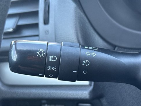 Used 2013 Subaru Crosstrek 2.0i Premium image 19