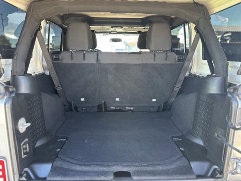 Used 2018 Jeep Wrangler Unlimited Sport image 11