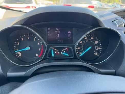 Used 2017 Ford Escape SE w/ SE Cold Weather Package image 22