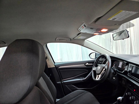 Used 2021 Volkswagen Jetta S image 24