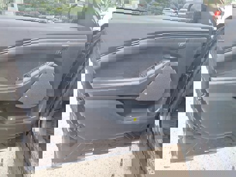 Used 2022 Ford Mustang Mach-E Premium image 9