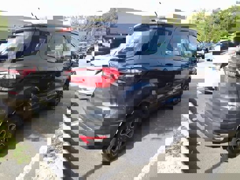 Used 2020 Ford EcoSport S image 4