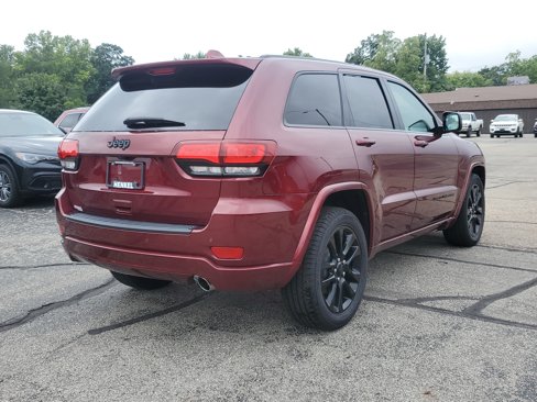 Used 2020 Jeep Grand Cherokee Altitude image 4