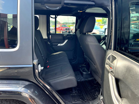 Used 2016 Jeep Wrangler Unlimited Sahara w/ Connectivity Group image 24