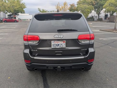 Used 2018 Jeep Grand Cherokee Limited w/ Trailer Tow Group IV image 7