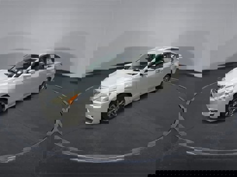 Used 2015 Nissan Altima 2.5 S w/ Sport Value Package image 4