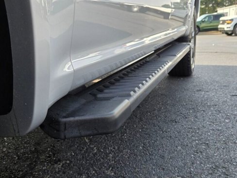 Used 2017 Ford F150 Lariat image 11
