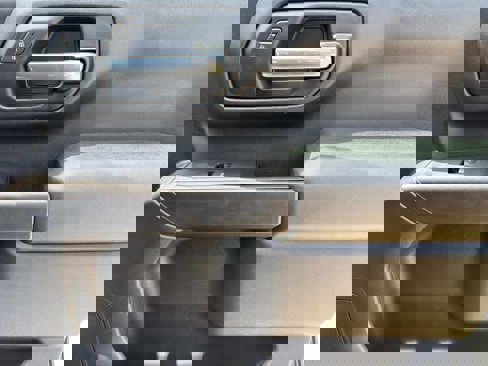 Certified 2022 Chevrolet Silverado 1500 Custom image 44