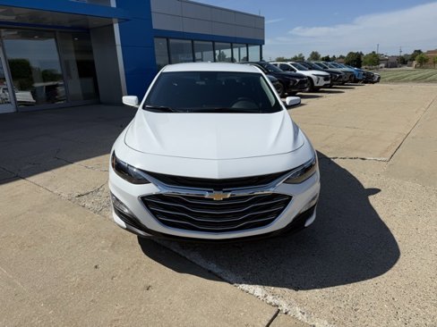 Used 2025 Chevrolet Malibu LT w/ LPO, Floor Liner Package image 8