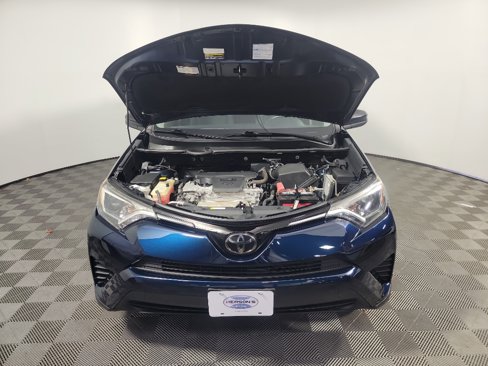 Used 2017 Toyota RAV4 LE image 14