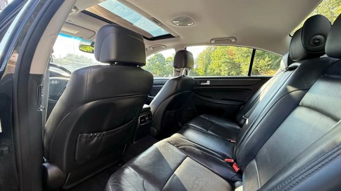 Used 2014 Hyundai Genesis 3.8 w/ Premium Package 02 image 10