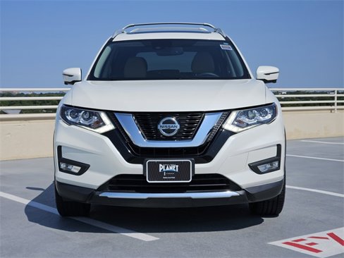 Used 2020 Nissan Rogue SL w/ Premium Package image 2