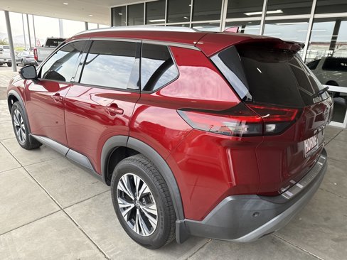 Used 2021 Nissan Rogue SV w/ Premium Package image 4