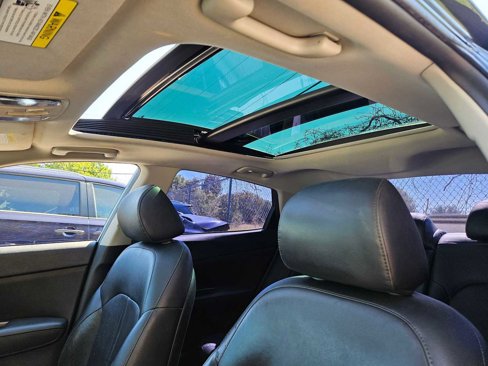 Used 2020 Kia Optima SE image 14