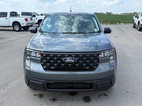 New 2025 Ford Maverick XL image 39