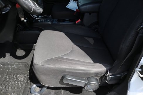 Used 2015 Jeep Wrangler Unlimited Sport w/ Max Tow Package image 13