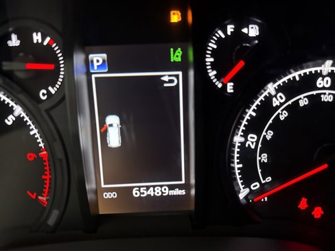 Used 2020 Toyota 4Runner SR5 image 38