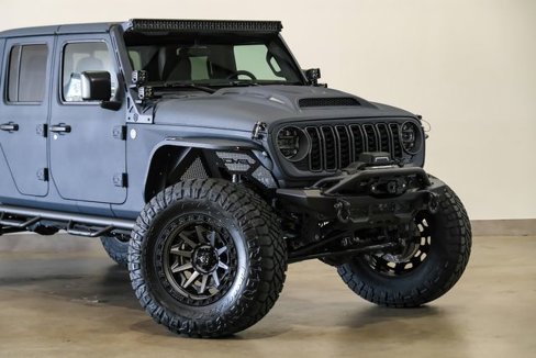 Used 2025 Jeep Gladiator Sport image 31
