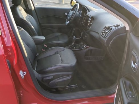 Used 2019 Jeep Compass Limited image 25